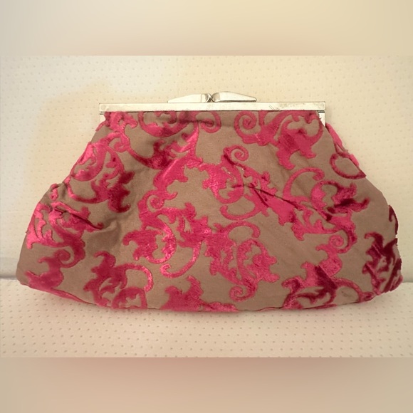 Paperchase NWOT Clutch - Picture 2 of 7